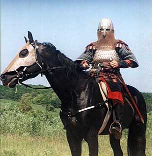 тяжеловооруженный дружинник