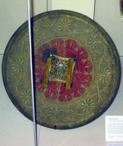 восточный щит