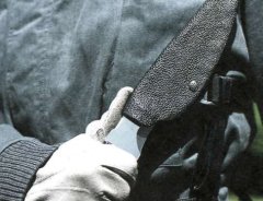 ношение ножа в плечевых ножнах