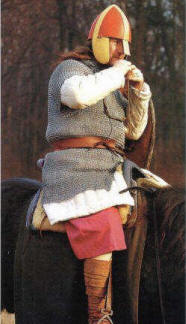 норманнский воин всадник в шпангельхельме