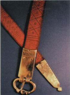 пряжка ремня Европа 14 в.