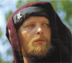 капюшон - шаперон