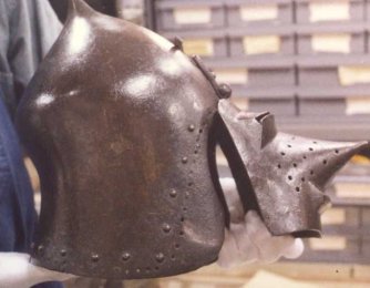 бацинет музей метрополитен чесночная голова