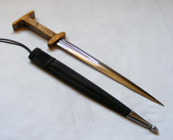 кинжал средневековья