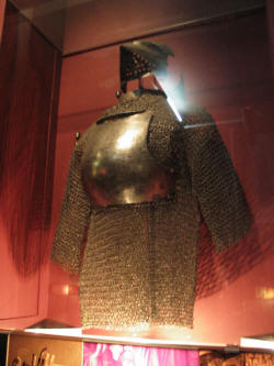 кольчуга и кирасса