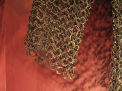 фрагмент кольчужного плетения - музей
