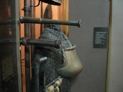 кольчуга и кирасса