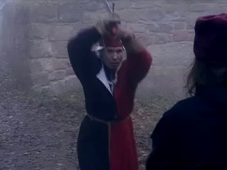 Упражнения с мечом