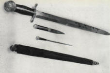 охотничий кинжал