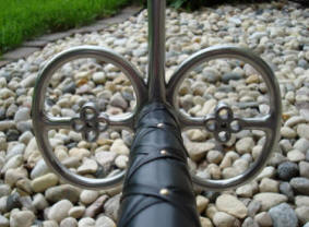 крестовина двуручного меча