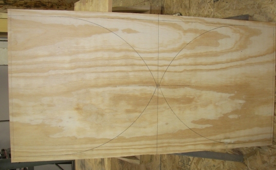 щит вырезанный из фанеры