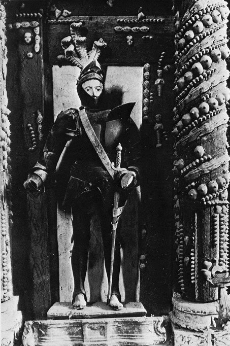 рыцарь в доспехах