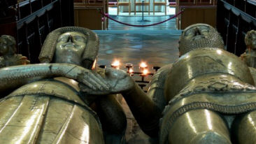 надгробие рыцаря и леди