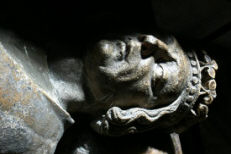 надгробие рыцаря