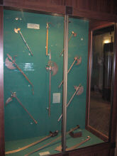 бойові топори