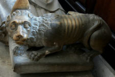 скульптура лев