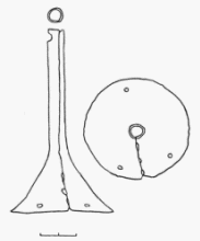 Навершие найденное в 2000-2001 гг., в ходе не санкционированных раскопок на городище Выжегша, Юрьево-Польский р-он Владимирской обл. 