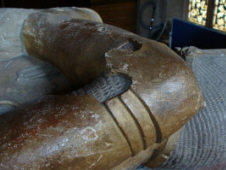 Налокотник, конец 14 века