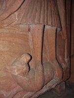 Латные наголенники, начало 15 века