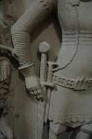 Латная перчатка песочные часы + рукоять меча