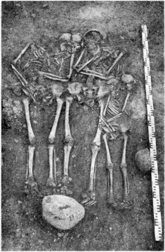 Могильник Плннкайгалис, погр. № 162