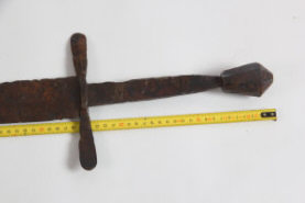 Рукоять рыцарского меча стиля 5 по Э. Окшотту