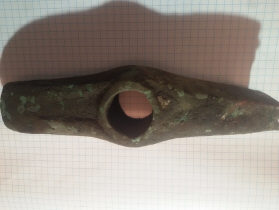 Медный топор Трипольской культуры