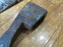 Большой рабочий топор