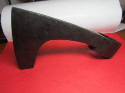 Универсальный позднесредневековый топор