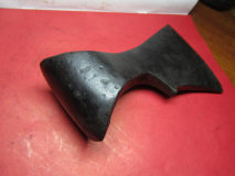 Рабочий топор типа IVa по типологии А. Кирпичникова