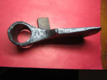 Рабочий топор типа IVa по типологии А. Кирпичникова