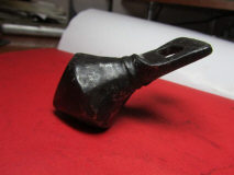 Железный биконусный кистень, тип VI по А. Кирпичникову