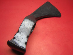 Боевой топор-чекан 15-17 век