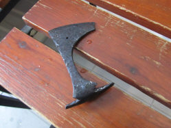 Боевой топор Киевской Руси, тип IV по А. Кирпичникову