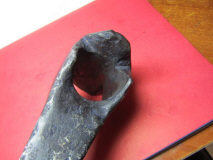 Вырезаный обух топора типа III по А. Кирпичникову