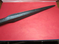 Скифский наконечник копья с широким округлым ребром переходщим во втулку