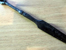 Ножевидное (мечевидное) крисало