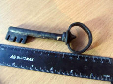 Ключ средневековый