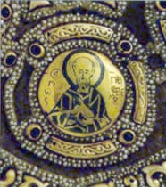 Апостол Павел. Дробница с оплечья саккоса митрополита Алексия. До 1364. Серебро, резьба, чернь, золочение. Музеи Московского Кремля