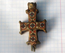 Древнерусский крест-энколпион, украшеный перегородчатой эмалью 11-13 век