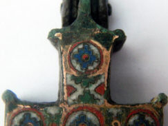 Древнерусский крест-энколпион, украшеный перегородчатой эмалью 11-13 век