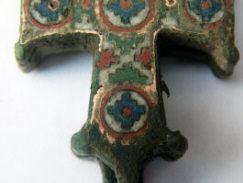 Древнерусский крест-энколпион, украшеный перегородчатой эмалью 11-13 век