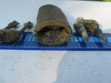 Формы для литья двухлопастных скифских нанечников стрел, вилка для втулки и недоливок