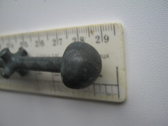 Шпилька-веретено