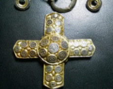 Серебрянная крестовина оголовья верхового коня