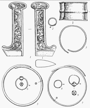 Малая Лепетиха, курган 10. Инвентарь 1-6 - захоронение 4; 7-9 - захоронение 5. 1 - золото / железо; 2-5, 8 - золото; 6, 9 - золото / стекло; 7 - серебро; 3, 4 - реконструкция