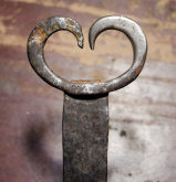 Рукоять скифского кинжала с антенным наввершием