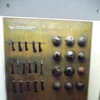 Топоры и умбоны щитов 3-5 века н. э.