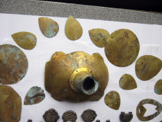 Втульчатое оголовье коня, фаллары, бубенцы, поясной набор воина 8-9 в. н. э. Хазарский каганат.