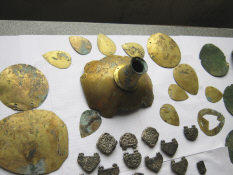 Втульчатое оголовье коня, фаллары, бубенцы, поясной набор воина 8-9 в. н. э. Хазарский каганат.